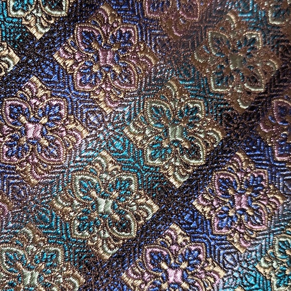 Bruno Marchesi Silk Abstract Geometric Textured Chic Pastel Colored Tie